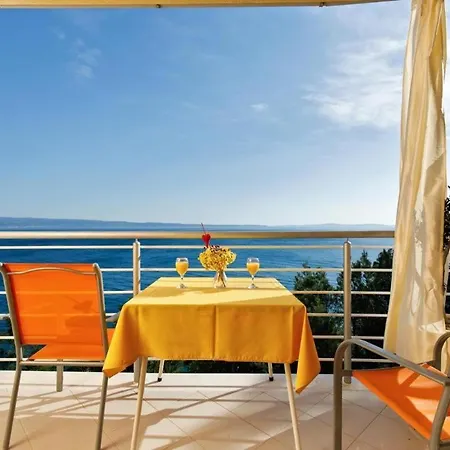 Apartament Beautiful With A Balcony Next To The